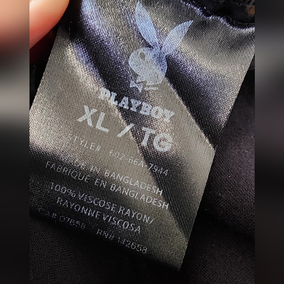 Playboy button down shirt size XL - Picture 4 of 6